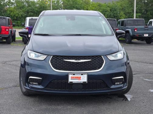 Fathom Blue Pearlcoat 2024 Chrysler Pacifica Hybrid Select