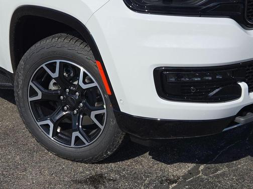 2025 Jeep Wagoneer Carbide 4x4
