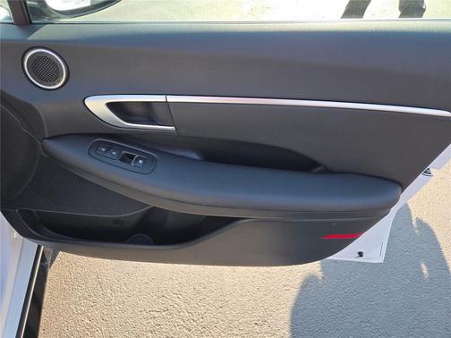 2024 Hyundai SONATA Hybrid SE