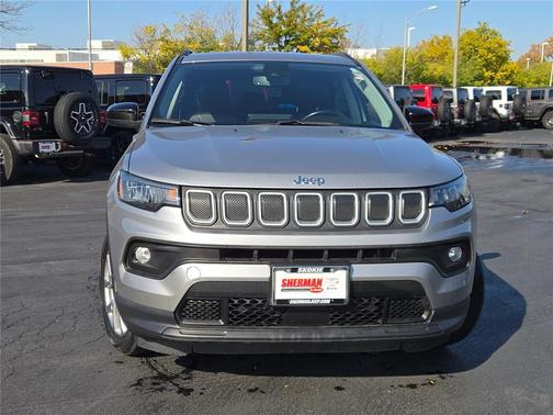 2022 Jeep Compass Latitude Lux