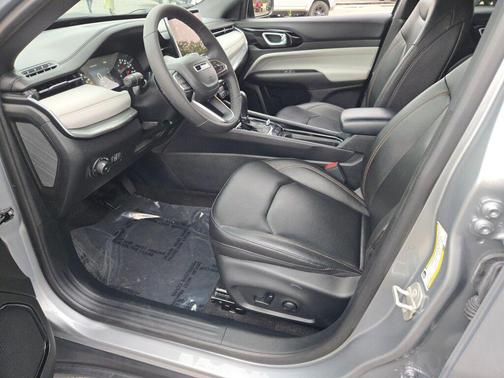 Baltic Gray Metallic Clearcoat 2024 Jeep Compass Limited