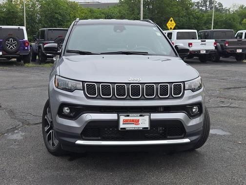 Baltic Gray Metallic Clearcoat 2024 Jeep Compass Limited