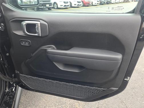 Black Clearcoat 2025 Jeep Wrangler 4xe Rubicon