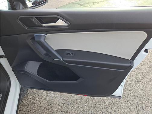 2020 Volkswagen Tiguan 2.0T SE R-Line Black 4MOTION