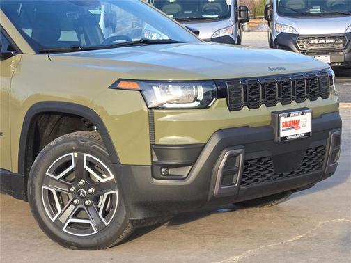'41 2026 Jeep Cherokee Laredo 4x4