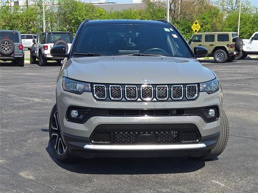 Sting-Gray Clearcoat 2023 Jeep Compass Limited