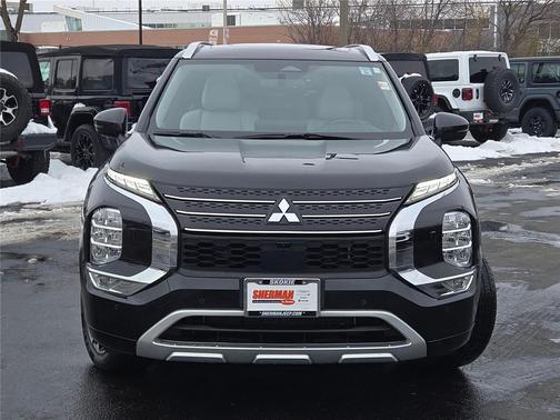 2024 Mitsubishi Outlander PHEV 