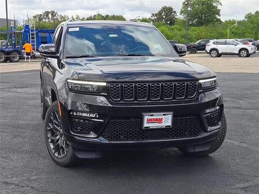2025 Jeep Grand Cherokee Summit