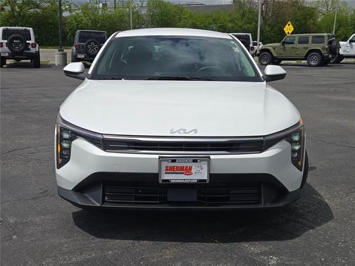 Snow White Pearl 2025 Kia K4 LXS