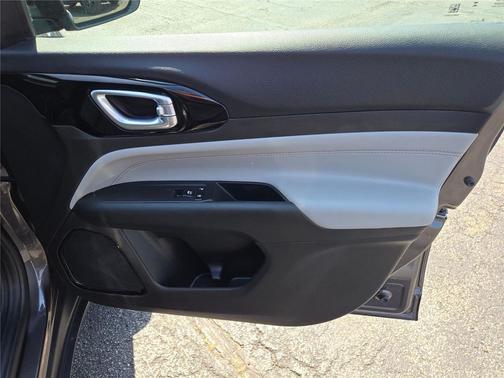 Baltic Gray Metallic Clearcoat 2024 Jeep Compass Limited