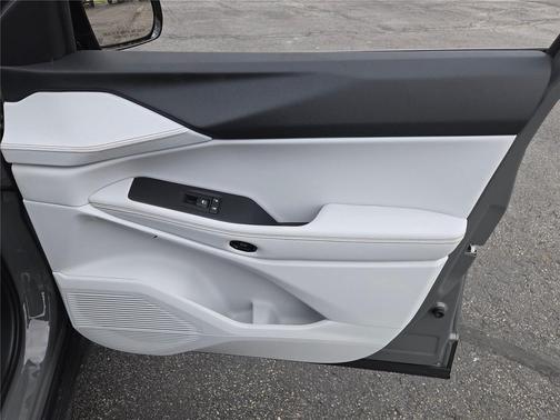 Sting-Gray Clearcoat 2026 Jeep Cherokee Limited