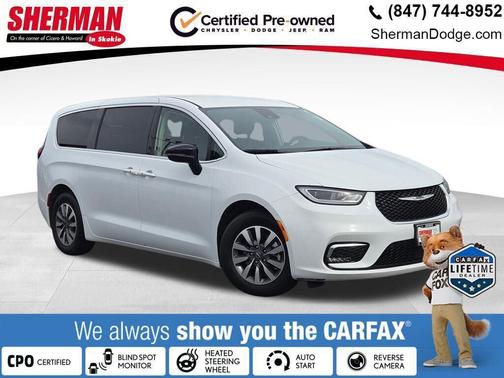 2024 Chrysler Pacifica Hybrid Select