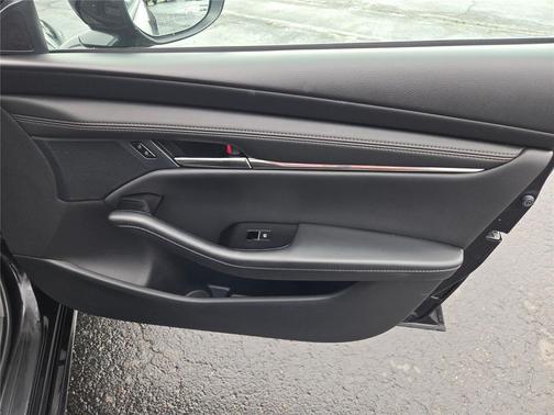 2025 Mazda Mazda3 FWD w/Preferred Package