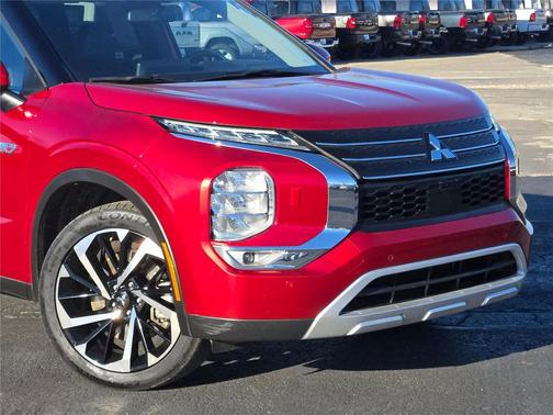 2024 Mitsubishi Outlander PHEV SE S-AWC