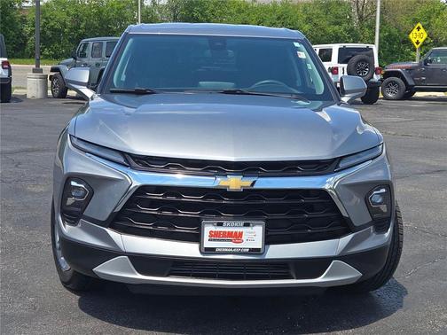 Sterling Gray Metallic 2025 Chevrolet Blazer 2LT