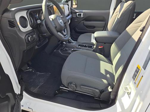 Bright White Clearcoat 2027 Jeep Wrangler Sport S