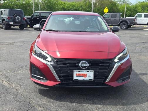 Gun Metallic 2025 Nissan Altima SV FWD