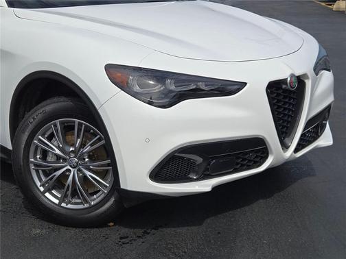2024 Alfa Romeo Stelvio Sprint AWD