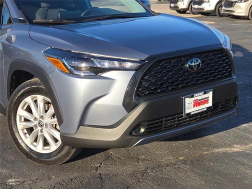 2024 Toyota Corolla Cross LE