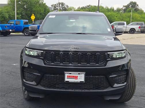 2025 Jeep Grand Cherokee Altitude