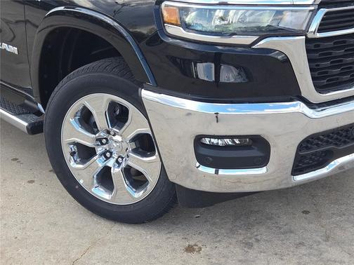 Diamond Black Crystal Pearlcoat 2026 RAM 1500 Big Horn/Lone Star