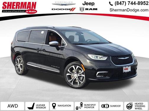 Diamond Black Crystal Pearlcoat 2026 Chrysler Pacifica L