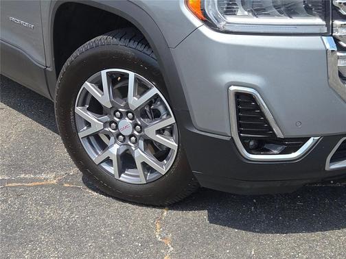 2023 GMC Acadia AWD SLT