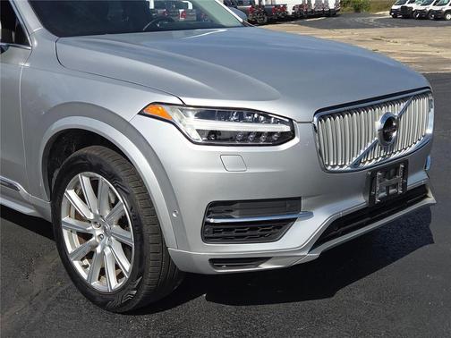 2016 Volvo XC90 Hybrid T8 Inscription