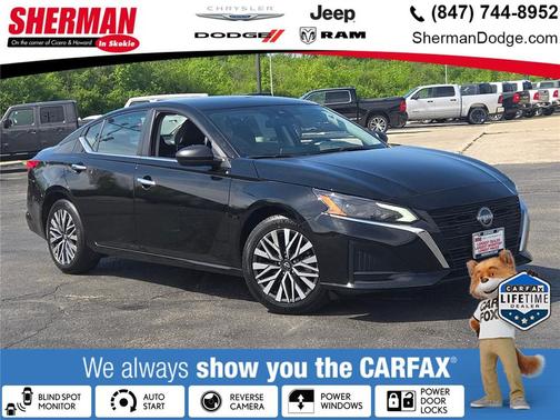 Super Black 2025 Nissan Altima SV FWD