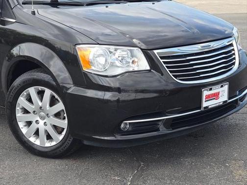 2014 Chrysler Town & Country Touring