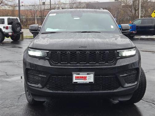 2025 Jeep Grand Cherokee Altitude