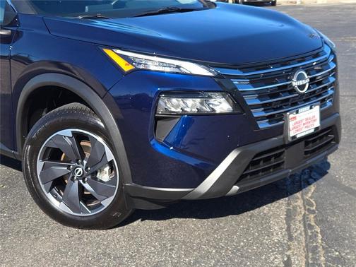 Deep Ocean Blue Pearl 2025 Nissan Rogue SV