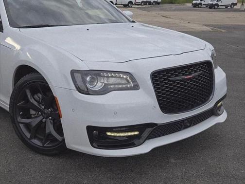 2023 Chrysler 300 S