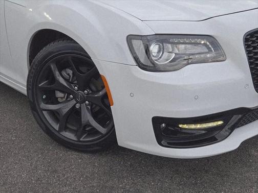 2023 Chrysler 300 S