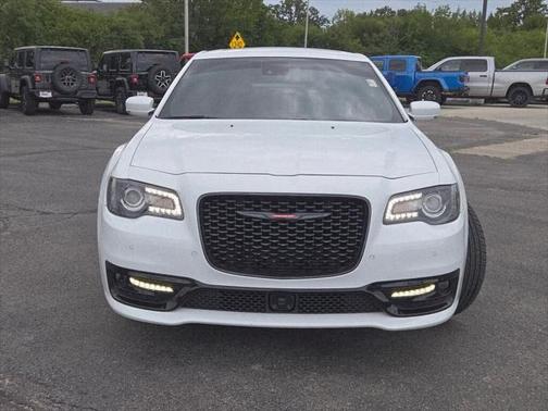 2023 Chrysler 300 S