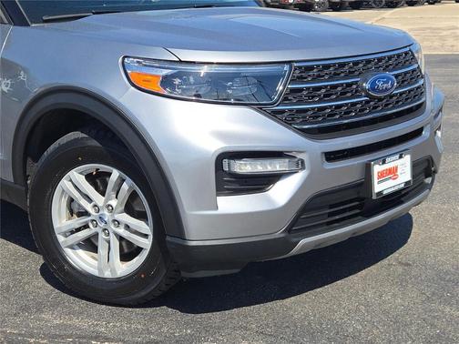 Iconic Silver 2024 Ford Explorer XLT