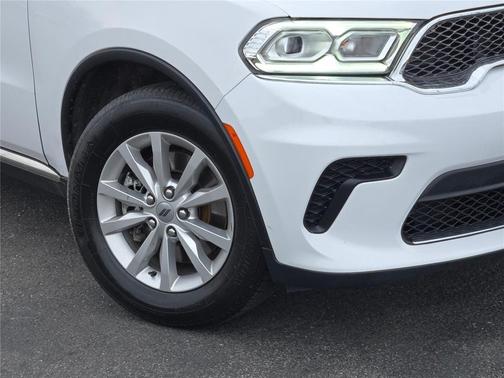 White Knuckle Clearcoat 2024 Dodge Durango SXT RWD