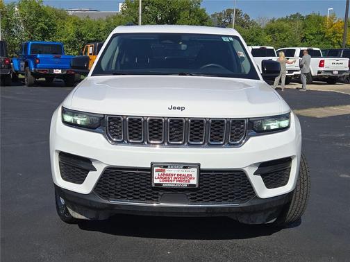 2023 Jeep Grand Cherokee Laredo