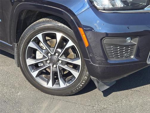 2022 Jeep Grand Cherokee 4xe Overland