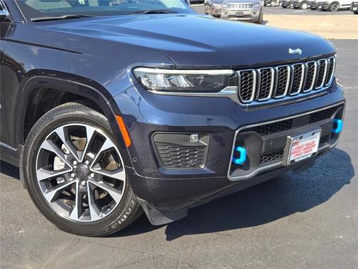 2022 Jeep Grand Cherokee 4xe Overland