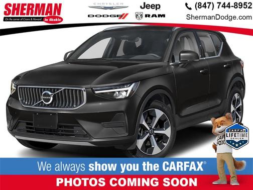2024 Volvo XC40 B5 Core Dark Theme