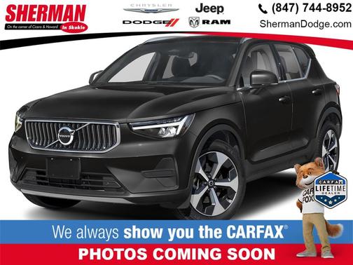 2024 Volvo XC40 B5 Core Dark Theme