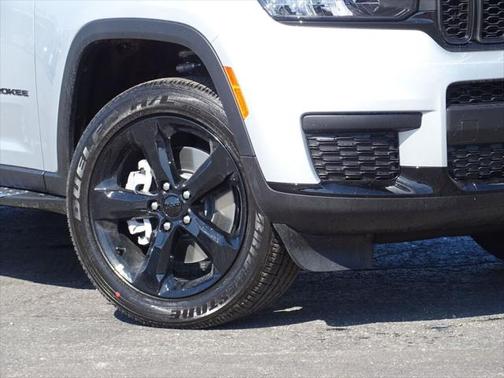 2025 Jeep Grand Cherokee L Altitude