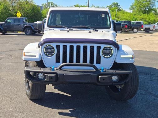 Bright White Clearcoat 2023 Jeep Wrangler 4xe Sahara