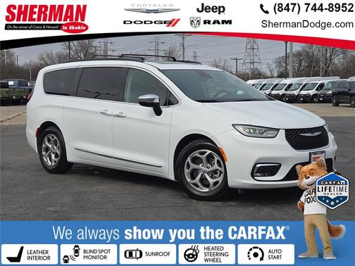 Bright White Clearcoat 2023 Chrysler Pacifica Limited