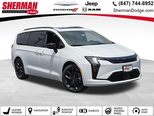 Bright White Clearcoat 2027 Chrysler Pacifica Limited