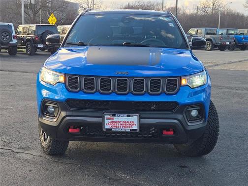 Hydro Blue Pearlcoat 2025 Jeep Compass Trailhawk