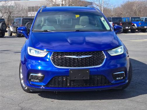 2021 Chrysler Pacifica Touring L