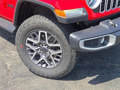 Firecracker Red Clearcoat 2026 Jeep Wrangler 4-Door Sahara 4x4