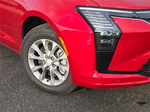 Red Hot Pearlcoat 2027 Chrysler Pacifica L